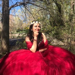 Meet your Posher, Nicole